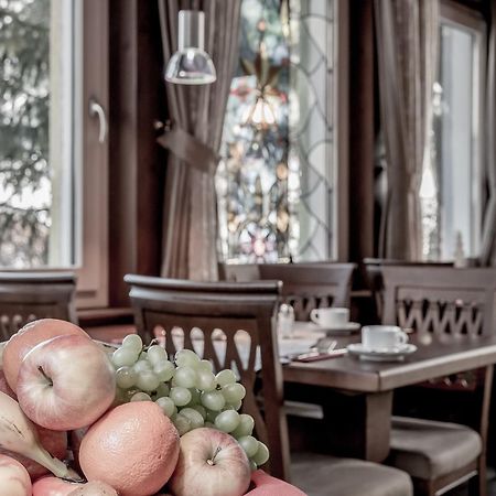 Hotel Garni Caroline Ischgl Bagian luar foto