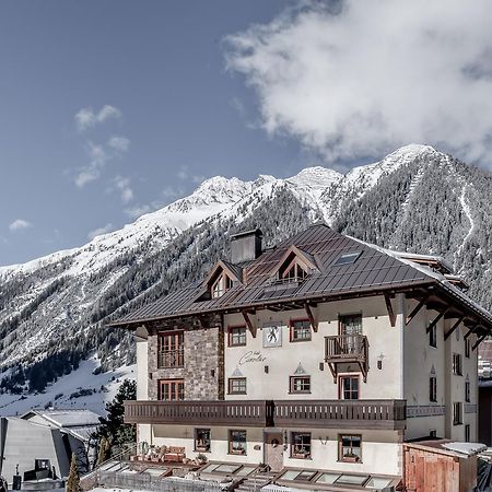 Hotel Garni Caroline Ischgl Bagian luar foto