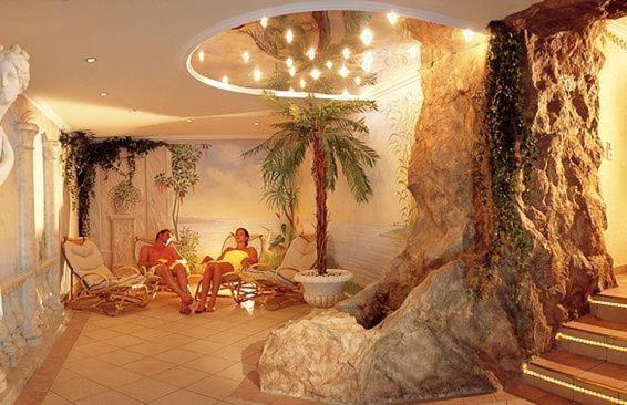 Hotel Garni Caroline Ischgl Ruang foto