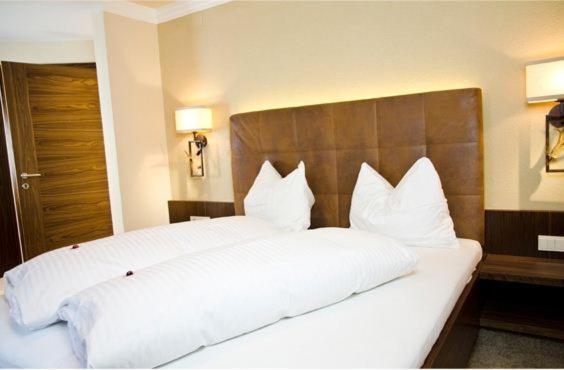 Hotel Garni Caroline Ischgl Ruang foto