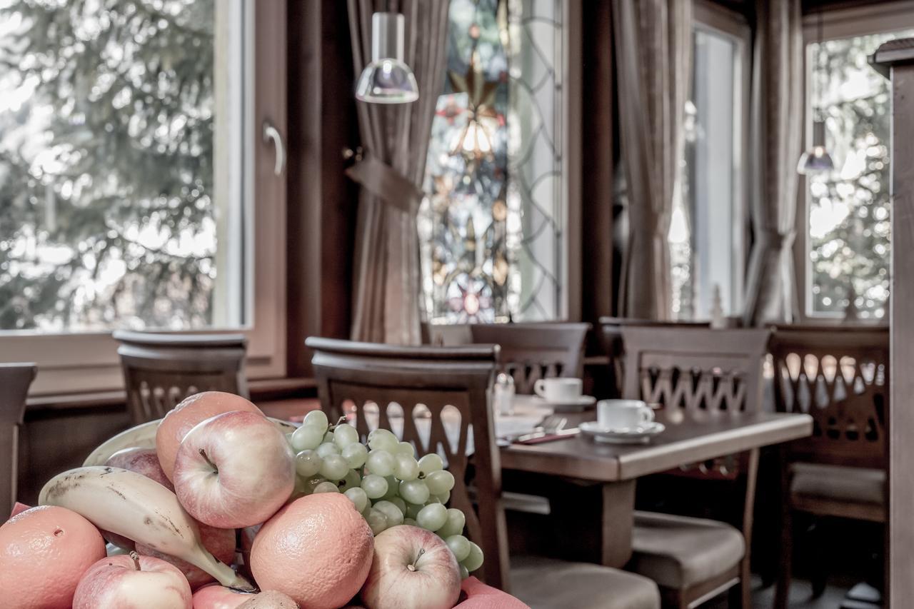Hotel Garni Caroline Ischgl Bagian luar foto