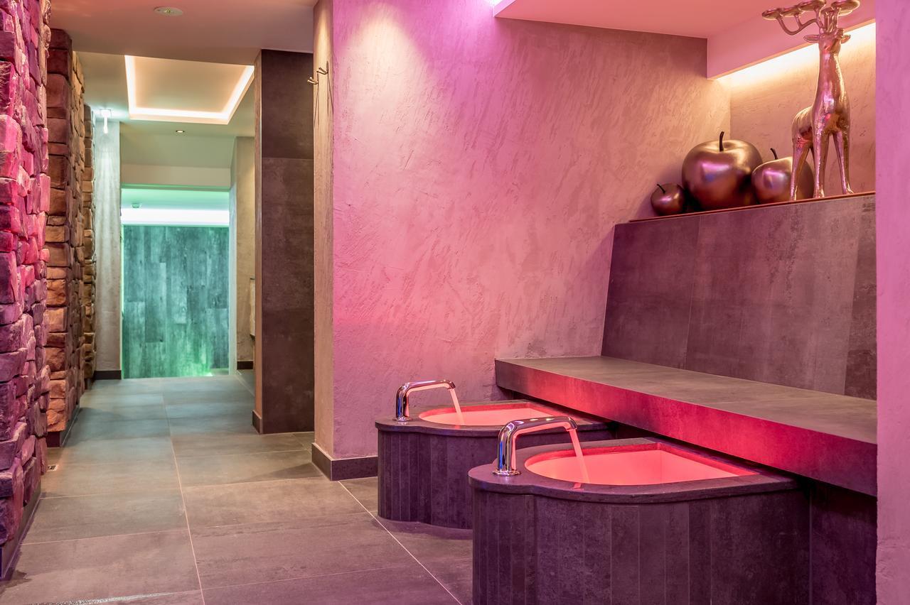 Hotel Garni Caroline Ischgl Bagian luar foto